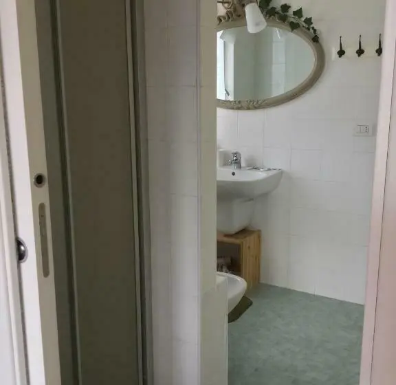 Standard-huone Järvinäkymä, B&b Cherry En Rose