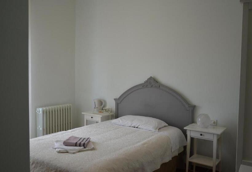 Номер Стандарт Индивидуальный, B&b Cherry En Rose