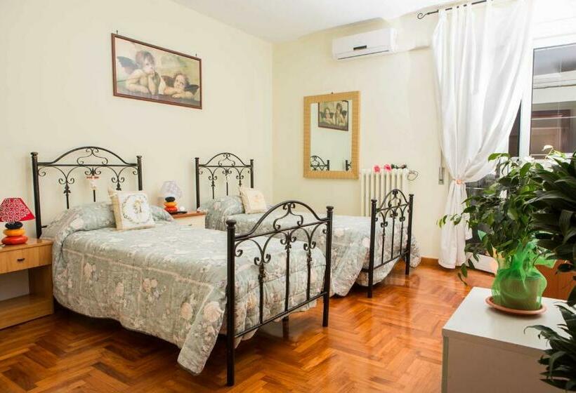 Номер Стандарт, B&b Stupor Mundi