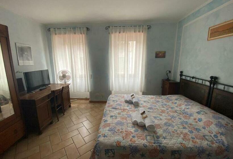 اتاق استاندارد سه نفره, Affittacamere La Magica Torre