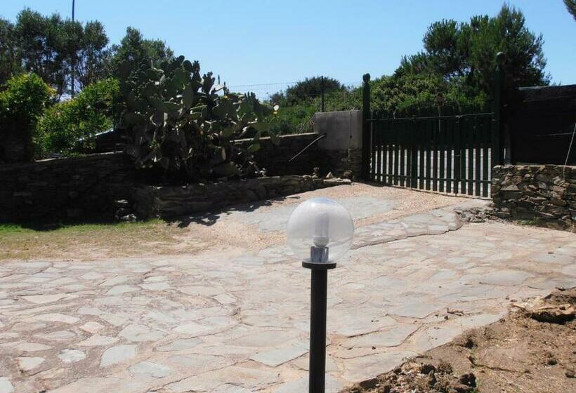 标准房带园景, La Dea Madre