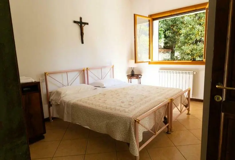 Huoneisto 1 Makuuhuone, Podere Riosto Cantina&agriturismo