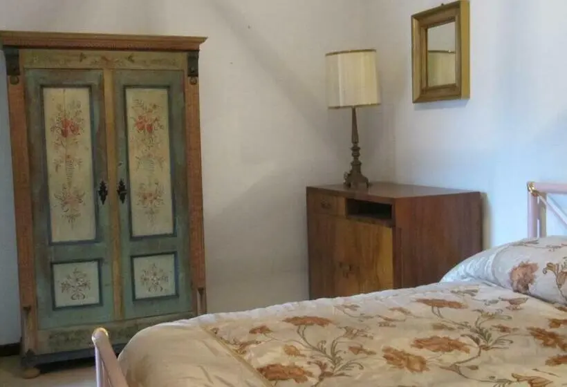 Huoneisto 1 Makuuhuone, Podere Riosto Cantina&agriturismo
