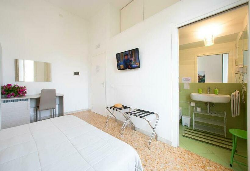 标准间, Terrazze Villanova