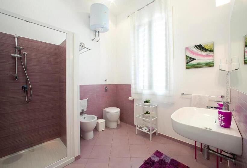 标准三人间, Terrazze Villanova