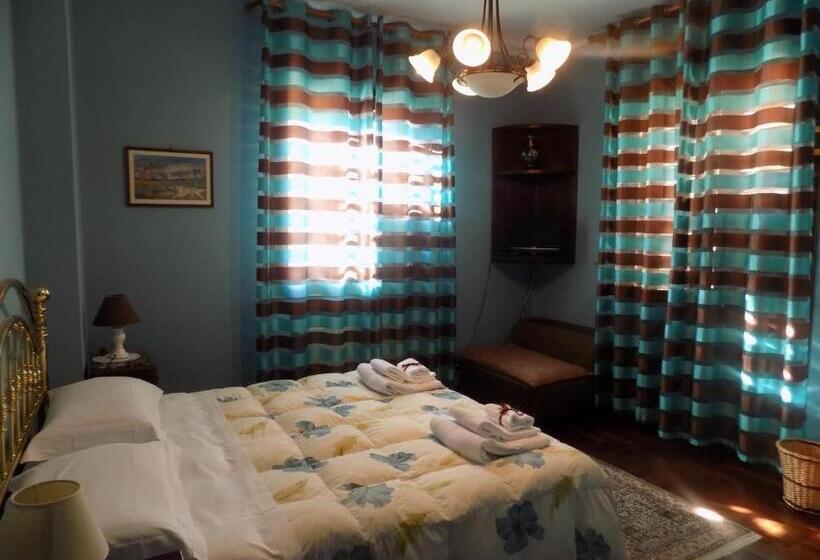 غرفة قياسية مزوَّدة بشُرفة, Villa Carmen On Etna