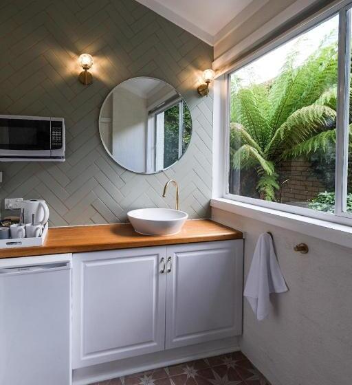 豪华工作室, Windarra On High