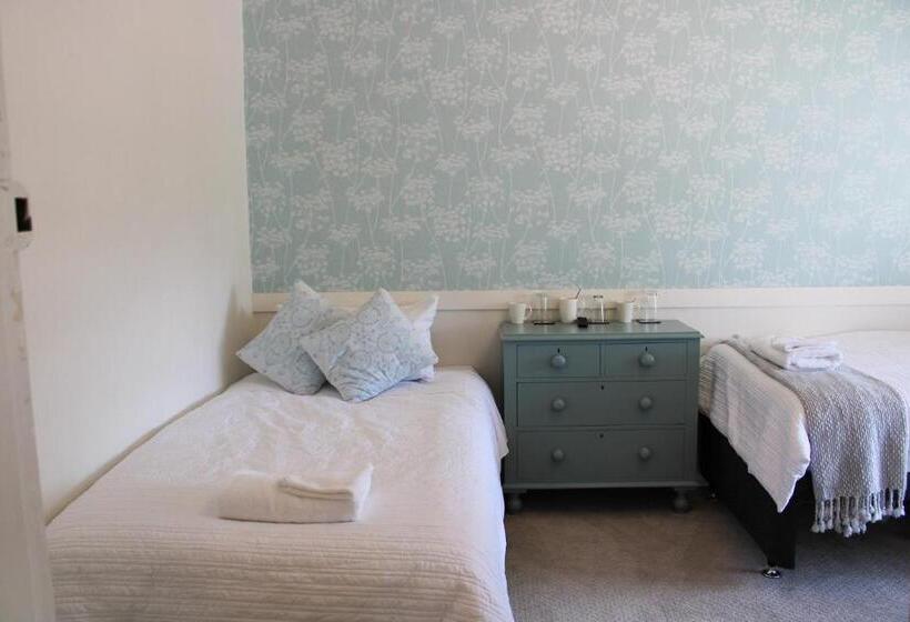 带阳台套房, Windarra On High