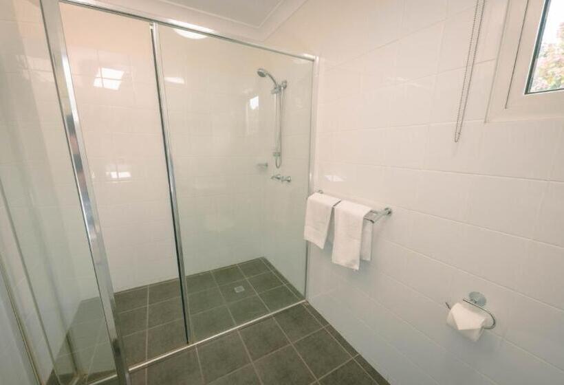 إستوديو قياسى, Darwin Resort