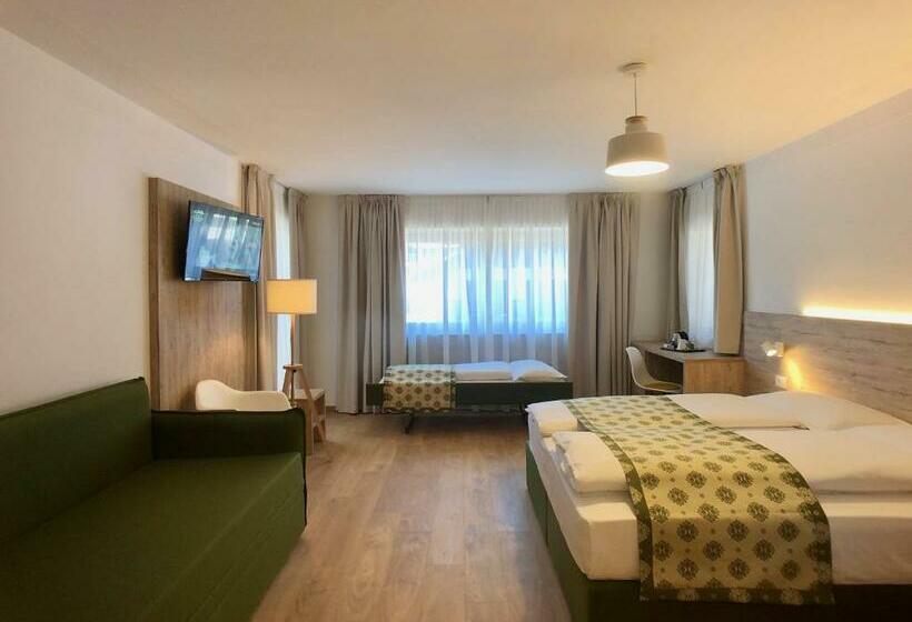 豪华家庭房间, Kronplatzer Hof