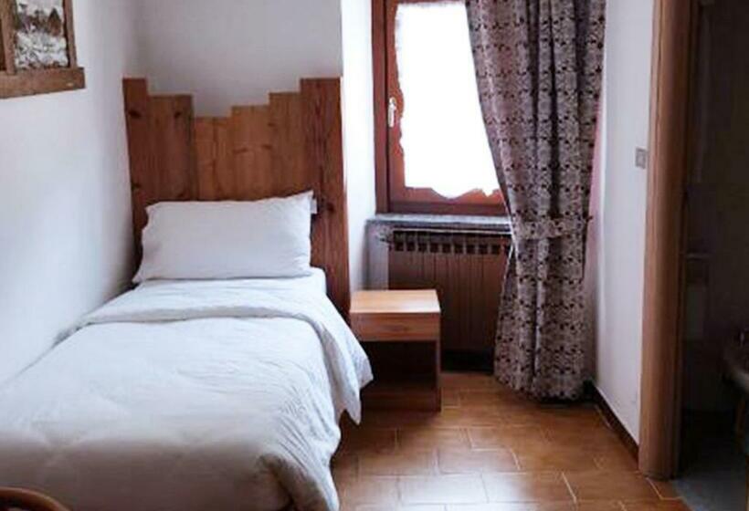 חדר סטנדרט יחיד, Bucaneve