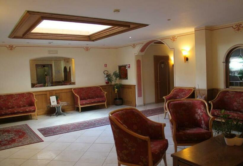 标准间带阳台, Canada