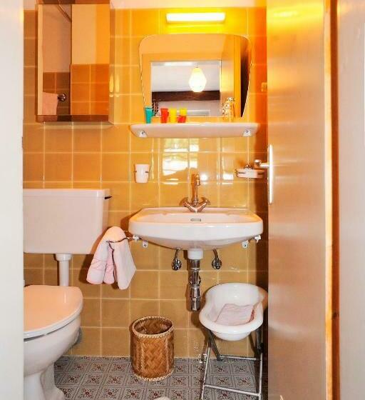 חדר סטנדרט, Central