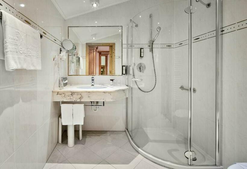 סוויטת ג'וניור, Engels Park