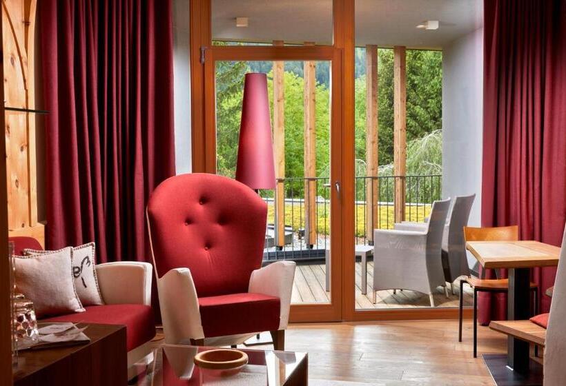 סוויטה מלכותית, Engels Park