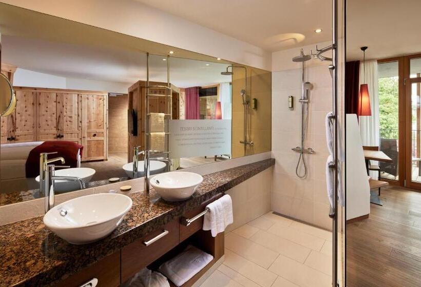 סוויטה, Engels Park