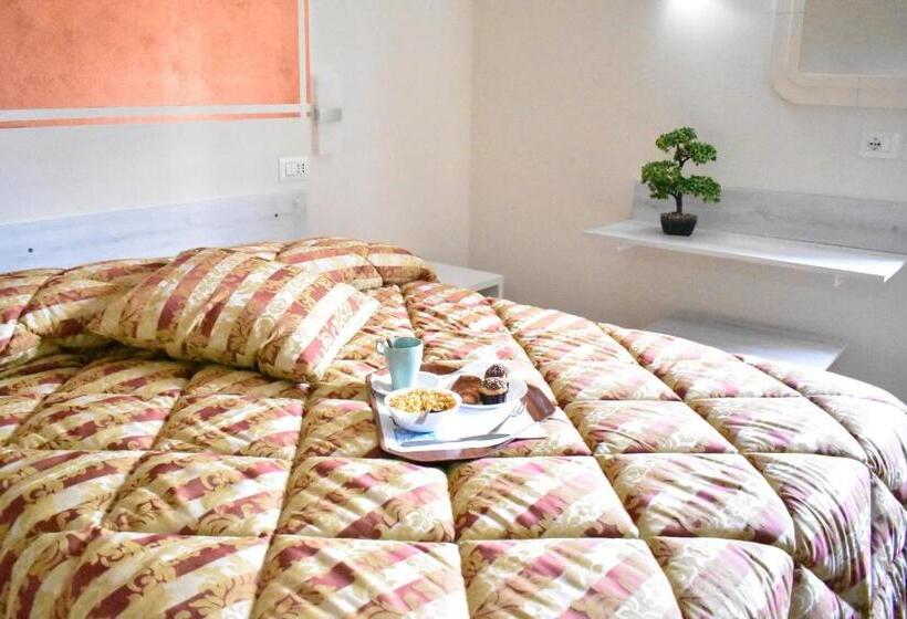 اتاق استاندارد یک نفره, Il Parco   Parking Free & Restaurant