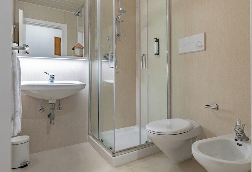 四人豪华间, Kronplatzer Hof