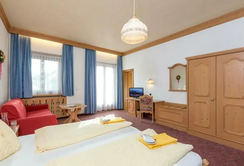Standard-huone Parveke, Landhotel Tharerwirt