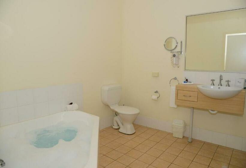 جناح إدارى, Lismore Bounty Workers Club Motel