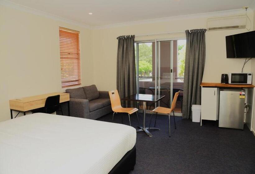 سوئیت با بالکن, Lismore Bounty Workers Club Motel