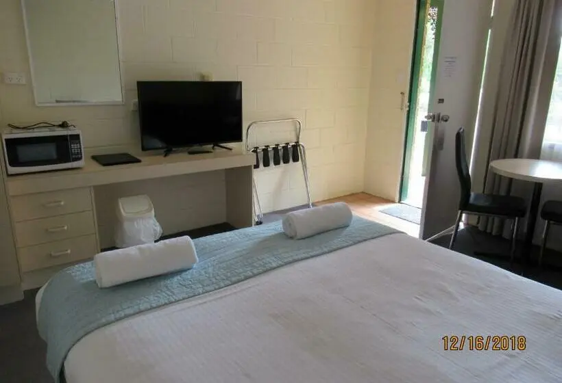 Standard Yhden Hengen Huone, Moruya Motel