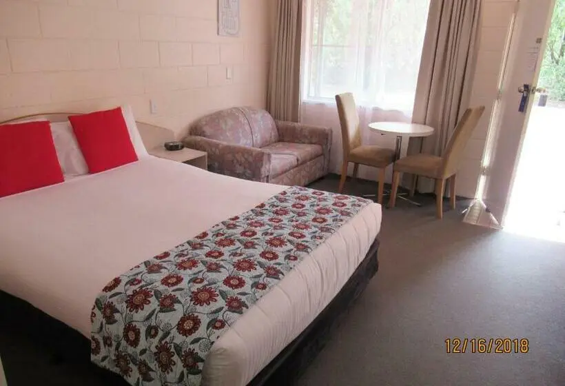 Standard Yhden Hengen Huone, Moruya Motel