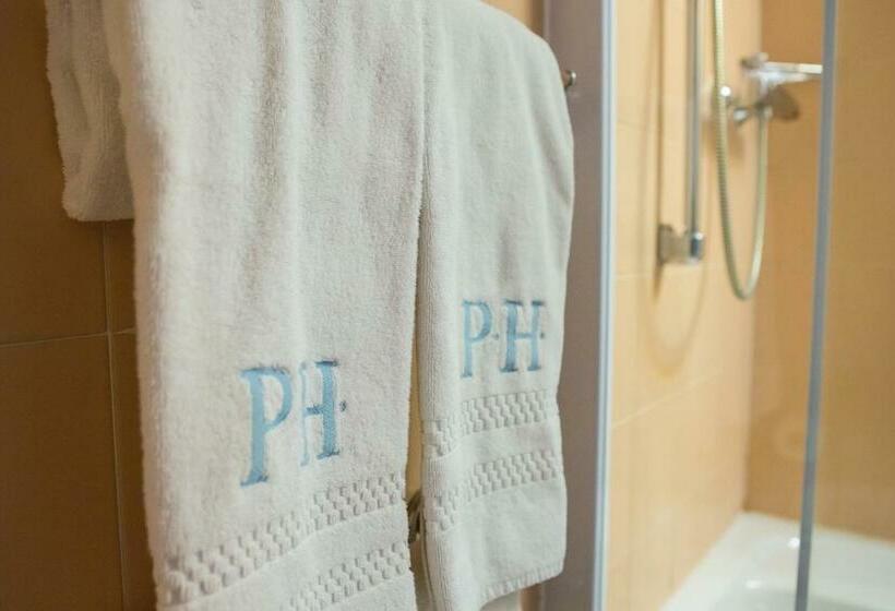 스탠다드 스튜디오, Piazzi House