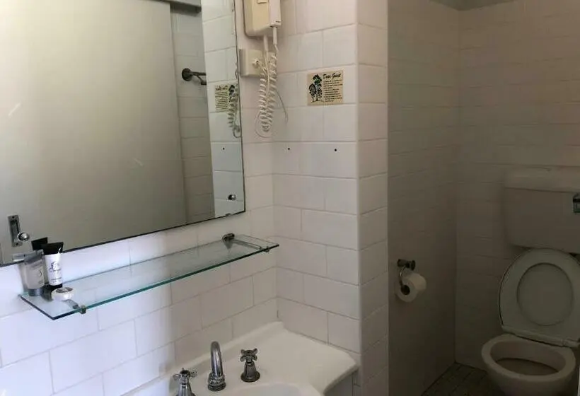 Standard Kolmen Hengen Huone, Squid S Ink Motel