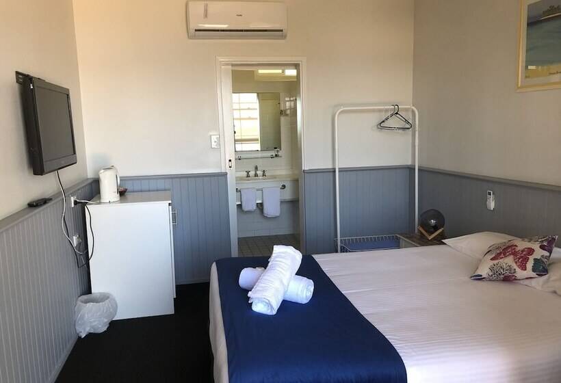 اتاق استاندارد با تخت دوبل, Squid S Ink Motel