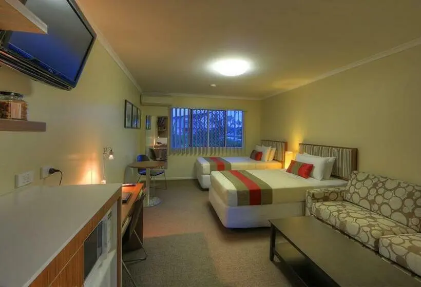 Standard Room, Tropixx Motel