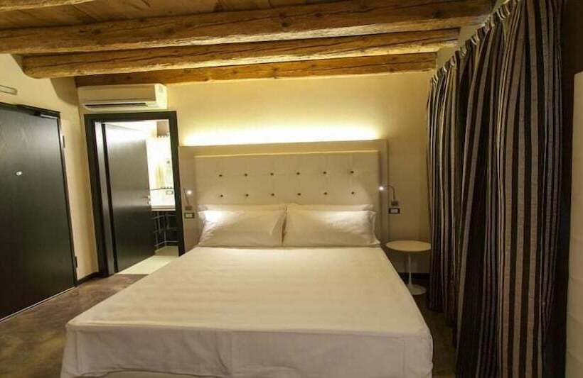 スタンダードトリプルルーム, Villa Solaris Hotel & Residence