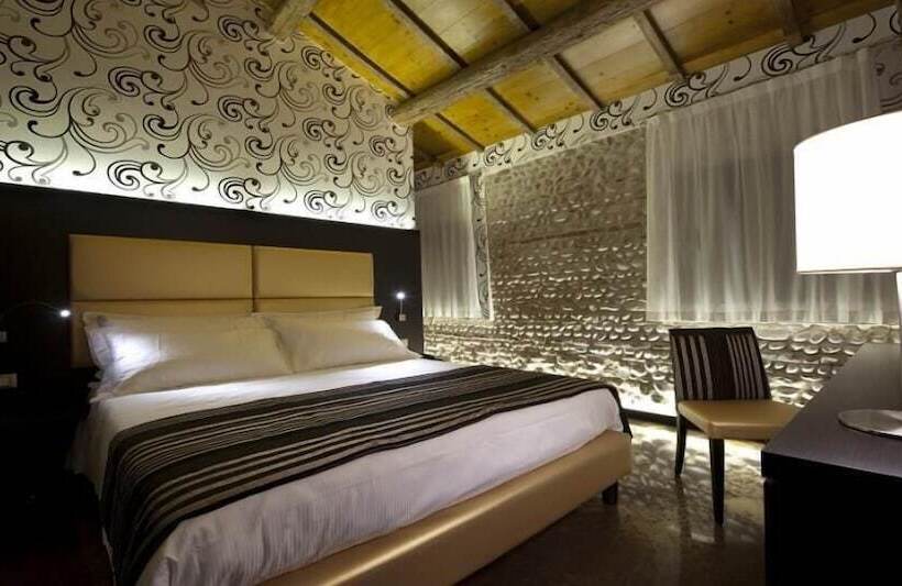 Номер Стандарт Трехместный, Villa Solaris Hotel & Residence