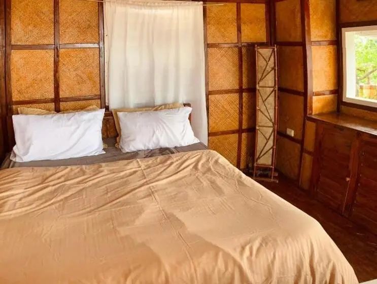 スタンダードバンガロー, Abihon Hoferhaus Mactan Guesthouse