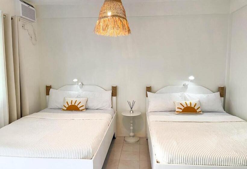 Camera Familiare, Caleo Boracay Island Station 3