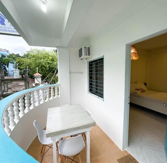 Camera Standard con Balcone, Caleo Boracay Island Station 3