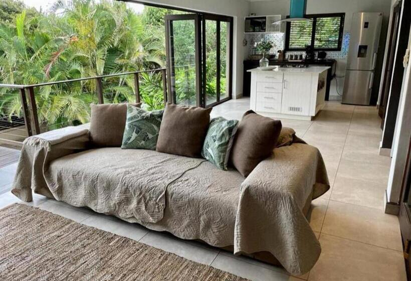 デラックスビラの１ベッドルーム, Casa Bali Resort