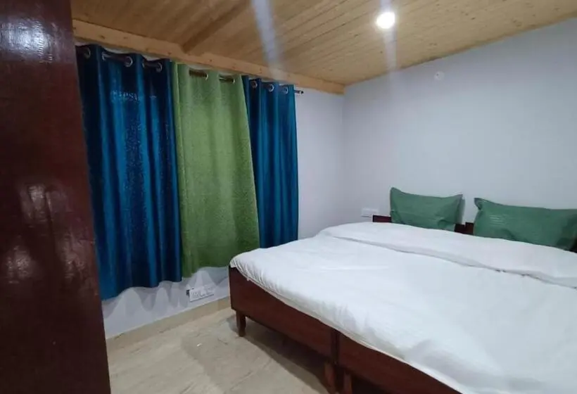スタンダードルーム, Shiv Shakti Homestay   Near Isbt, Bypass Mc Parking, Hpu, And Advance Study