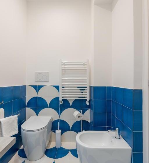 اتاق استاندارد با چشم‌انداز دریا, Elite Luxury Suites