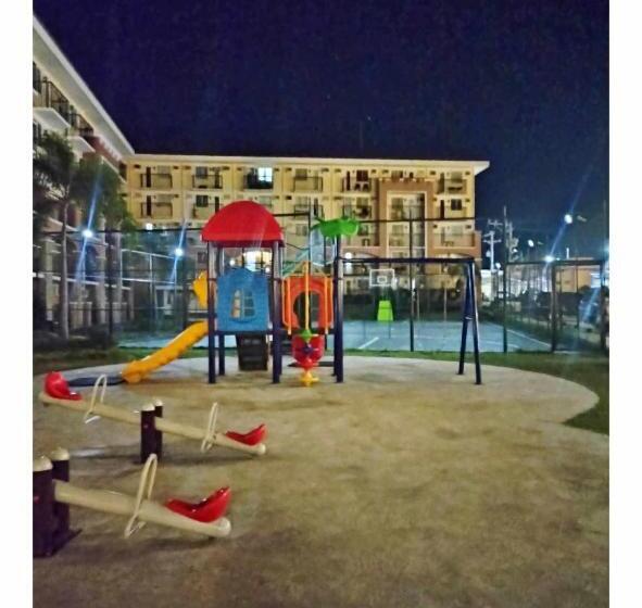 آپارتمان 1 خوابه با بالکن, Hah