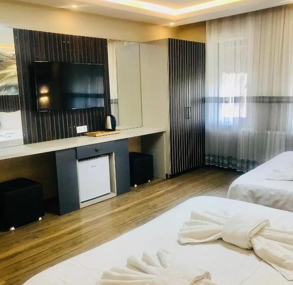 اتاق لوکس خانوادگی, Bonita