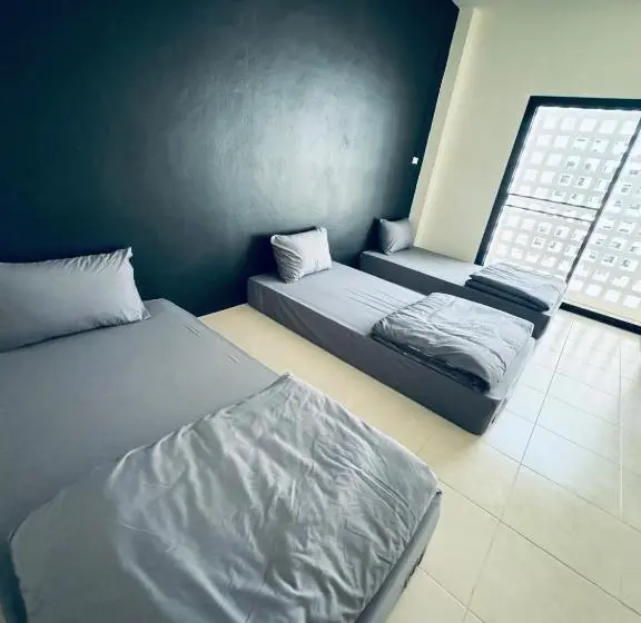 スタンダードトリプルルーム, Timn Hostel Female Only