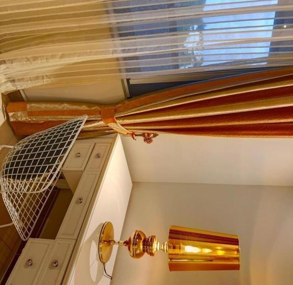 سوییت سوپریور با چشمانداز دریا, Burnas Beachside Residences Apparts Hôtels