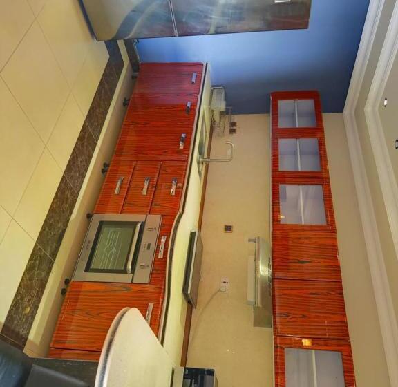 سوییت سوپریور با چشمانداز دریا, Burnas Beachside Residences Apparts Hôtels