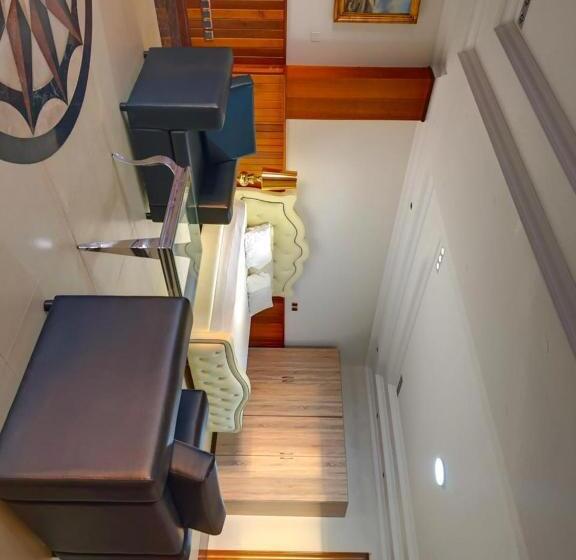 سوییت سوپریور با چشم‌انداز دریا, Burnas Beachside Residences   Apparts Hôtels