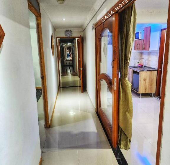 חדר סטנדרט לארבעה, Casa Hotel Venecia