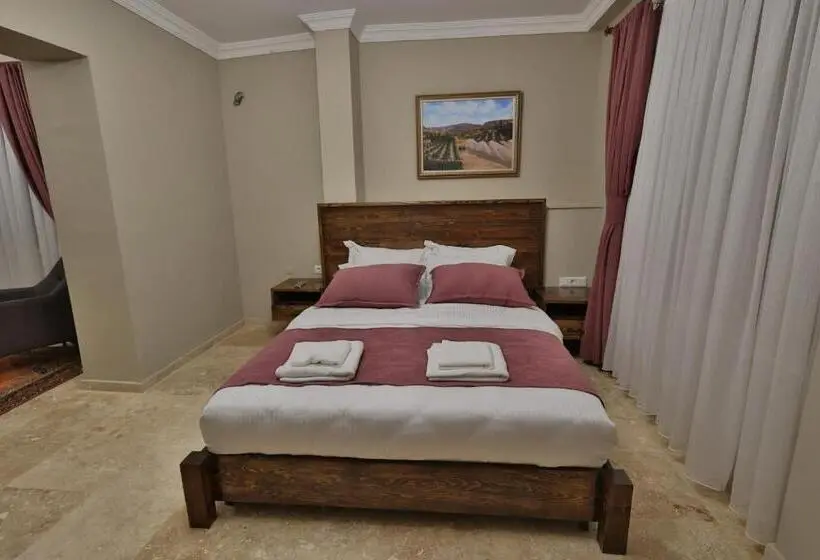 اتاق استاندارد با تخت بزرگ, Yellow Stone House
