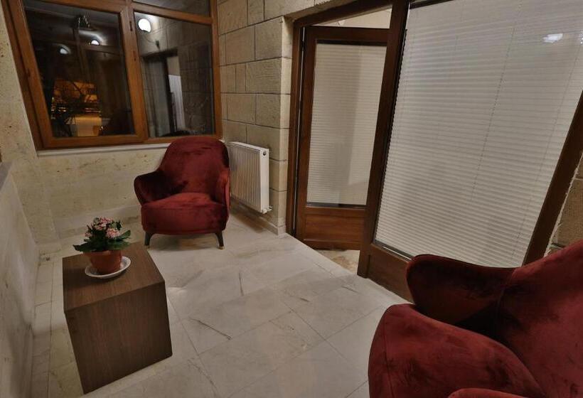 Номер Стандарт с Балконом, Yellow Stone House