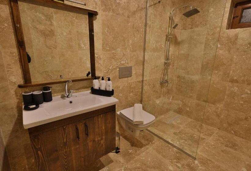 חדר סופריור, Yellow Stone House