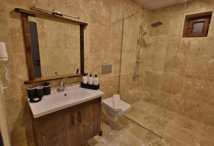 חדר סופריור, Yellow Stone House